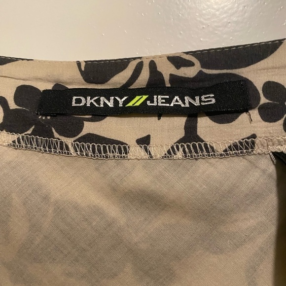 DKNY Jeans 100% Cotton Flower Print Skirt Size 6, Fully Lined, Side Zip - Picture 3 of 12